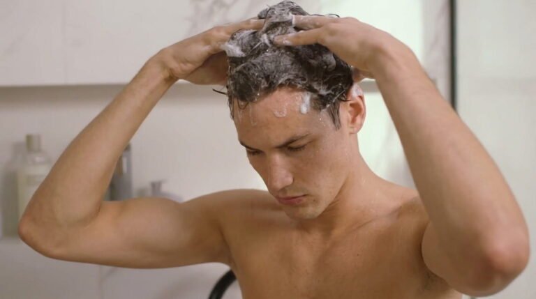 5 steps to hair care for healthy-looking hair, featuring simple routines, gentle washing techniques, nourishing products, and practical tips to keep hair smooth, shiny, and manageable.